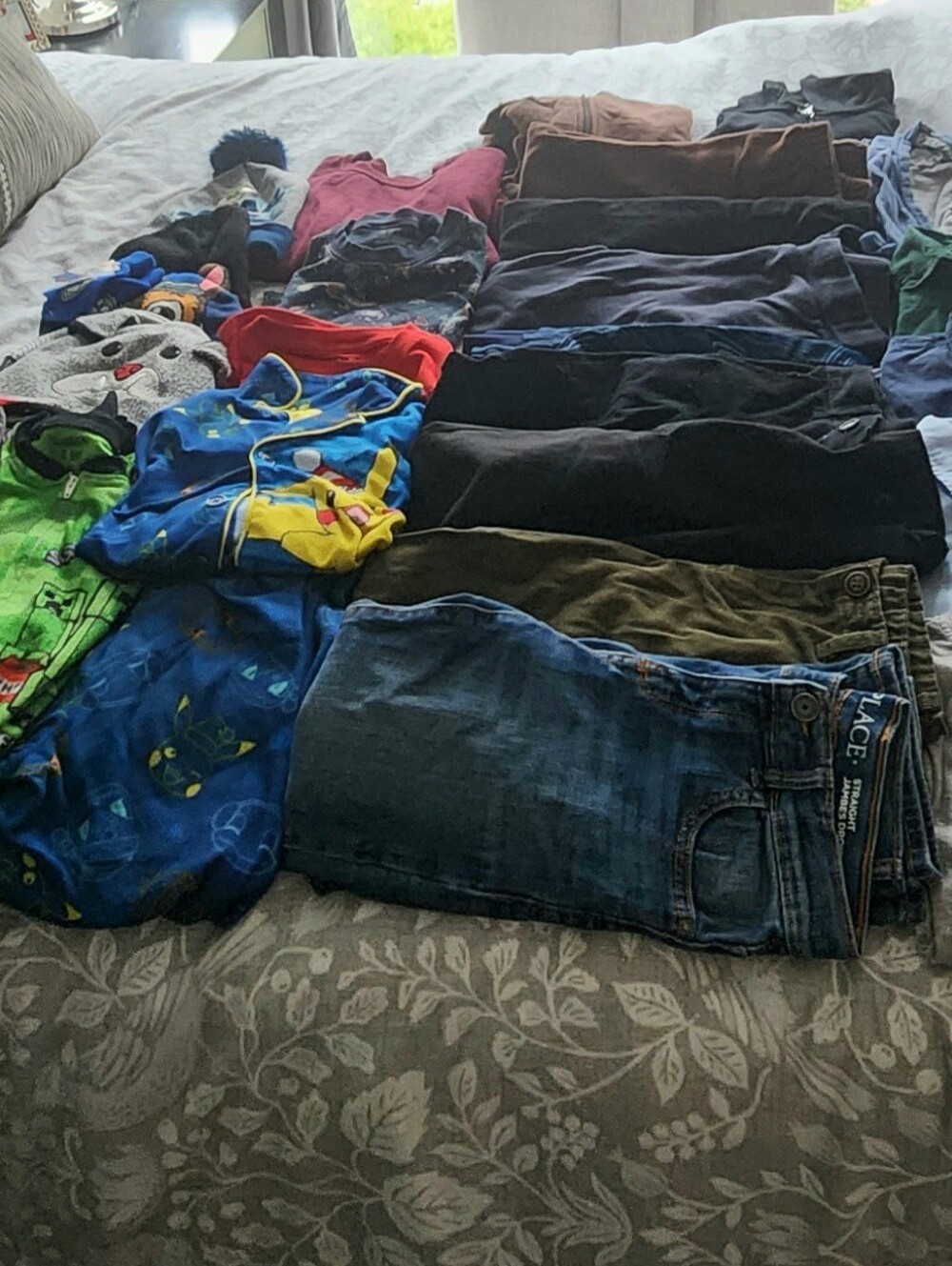 Mixed Boys Fall/WinterClothes Size SMALL